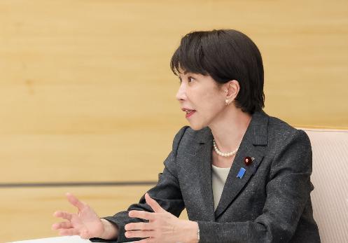 当地时间5月31日，日本官方紧急发布了防卫大臣小泉进次郎在海外出席活动的完整视频