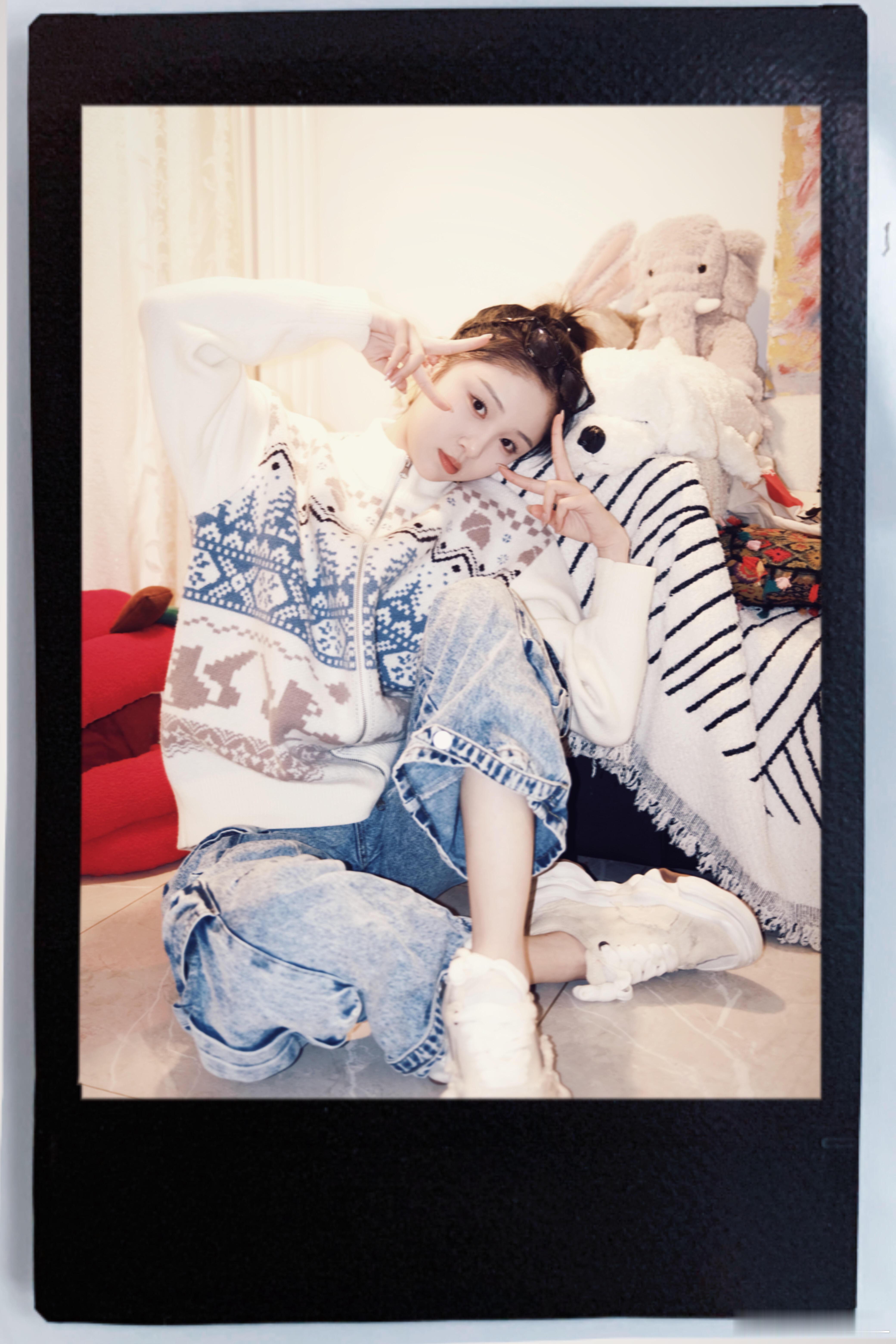 在po文中：上脚【xVESSEL Rock Sole 不朽鞋】解构拼接工艺把米白