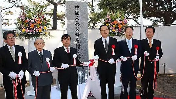 这个忘恩负义的日裔媒体人，应该被打

近期据台媒消息，日裔媒体人矢板明夫出席岛内