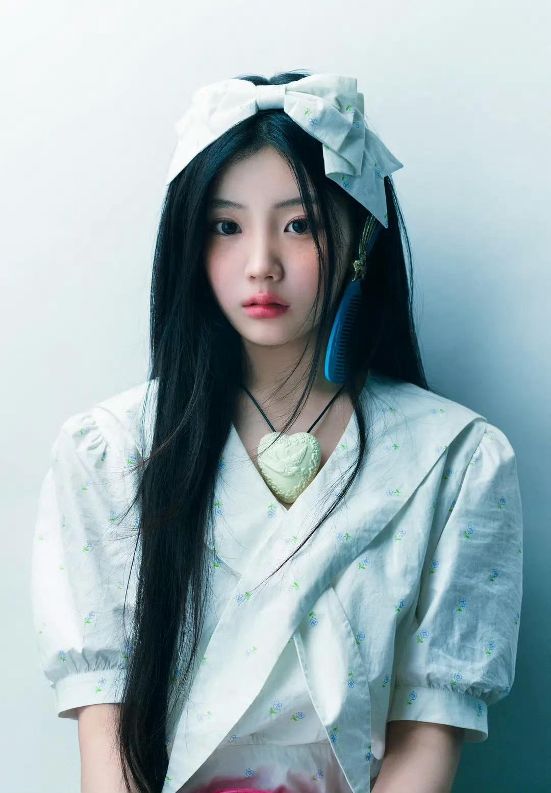 illit 最新回归预告照又被指认 copy了newjeans 造型hanni 