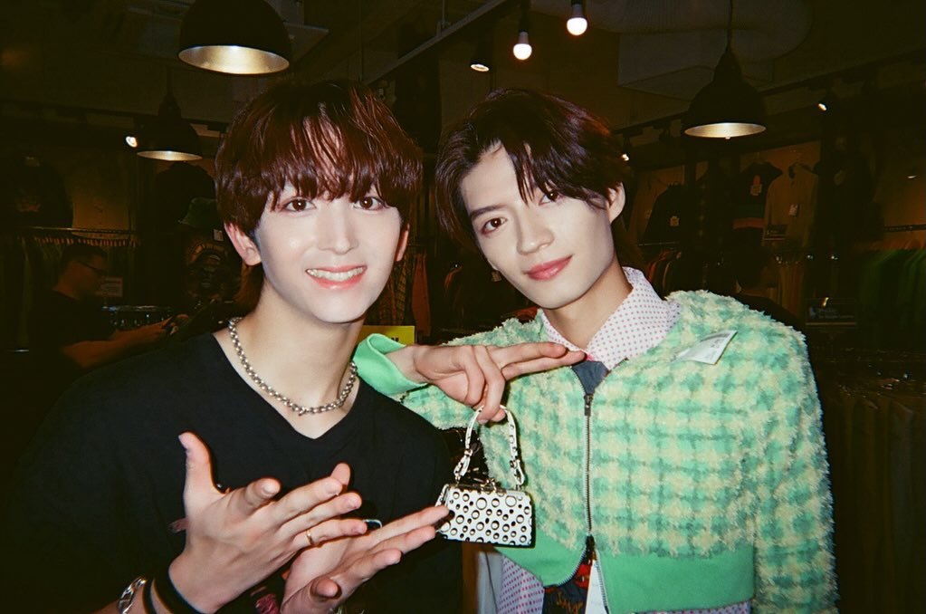 DAN!DAN!EBiDAN!（⋰DANDANEBiDANEBiDAN THE 