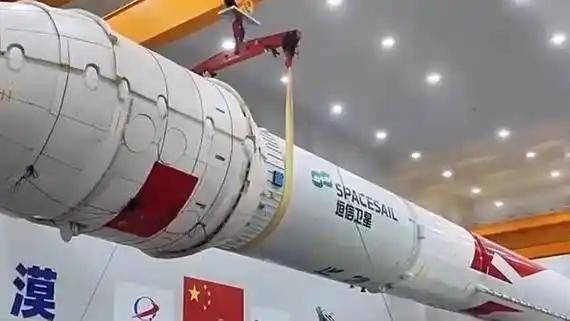 . 不再靠炸药分家！中国民营航天弯道超车，普通人通信迎来巨变

 
北京时间20