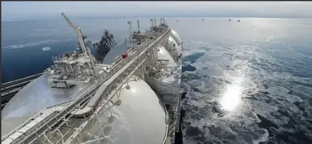 快讯！快讯！
 
俄罗斯方面突然宣布了继续向中国发运液化天然气。
 
12月8日