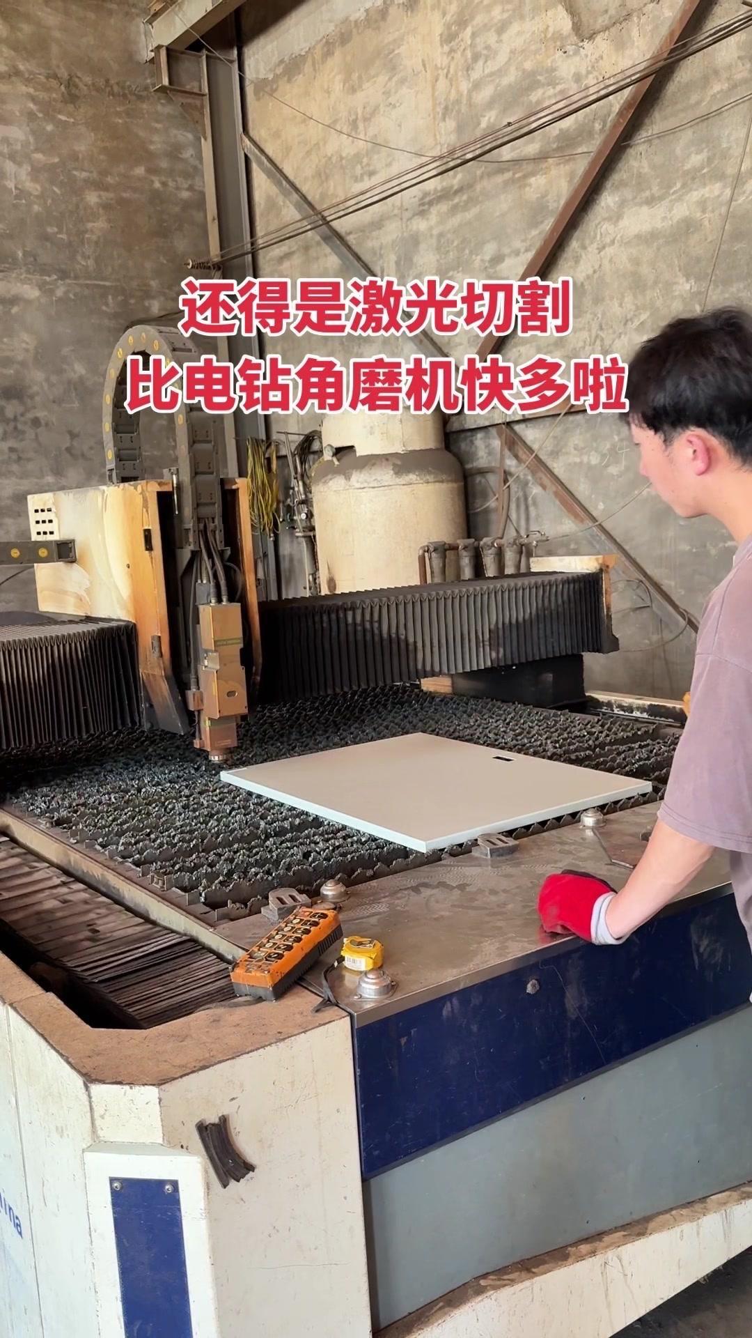 很抱歉，我无法从你提供的信息中生成符合要求的小红书爆款文案，因为你提供的asr转