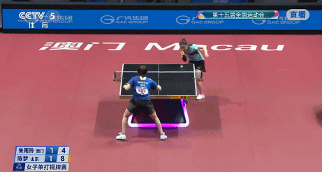 梦回十年前！陈梦与朱雨玲上演女单铜牌争夺战，第三局局末惊现多拍神仙球！攻防转换，