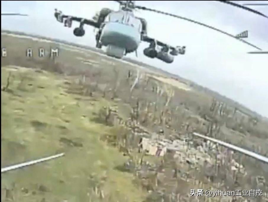 小蜜蜂干掉大象！
    乌方信息显示，在红军城方向乌军59旅使用自杀式无人机击