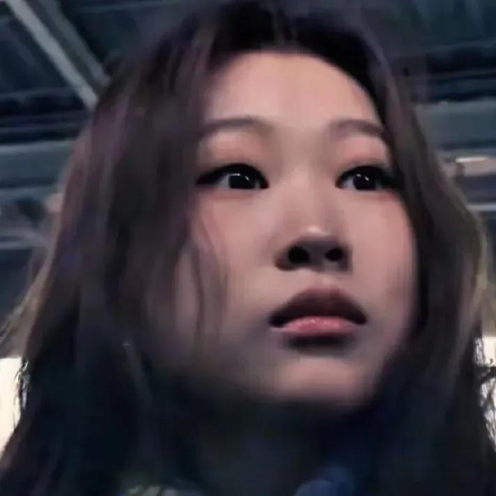 这不是开玩笑吗？
小沈阳女儿出道似乎是遭遇了滑铁卢。
这完全就是失败了啊，
说是