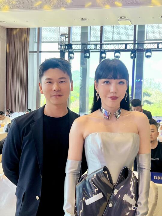 工作间隙追个星🌟