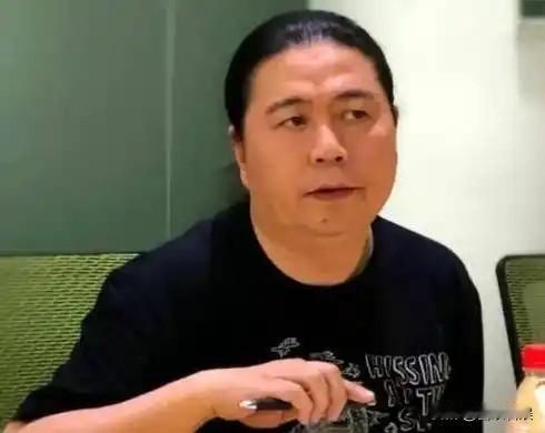 编剧汪海林，被实名举报

8月8号，知名编剧汪海林，人在家中坐，锅从天上来，他被