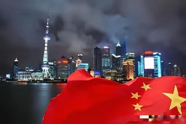 一个非常令人痛心的事实：但凡国内在科技方面取得重大突破，有可能挑战美国的科技霸权
