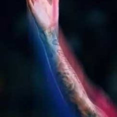 北京时间1月13日晚，西甲豪门巴萨官方宣布，31岁的葡萄牙边后卫坎塞洛租借加盟，