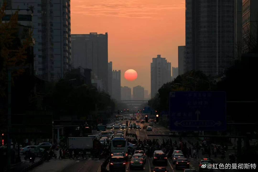 十年追日出 一个成都年轻人的城市守望丨我的青春在四川