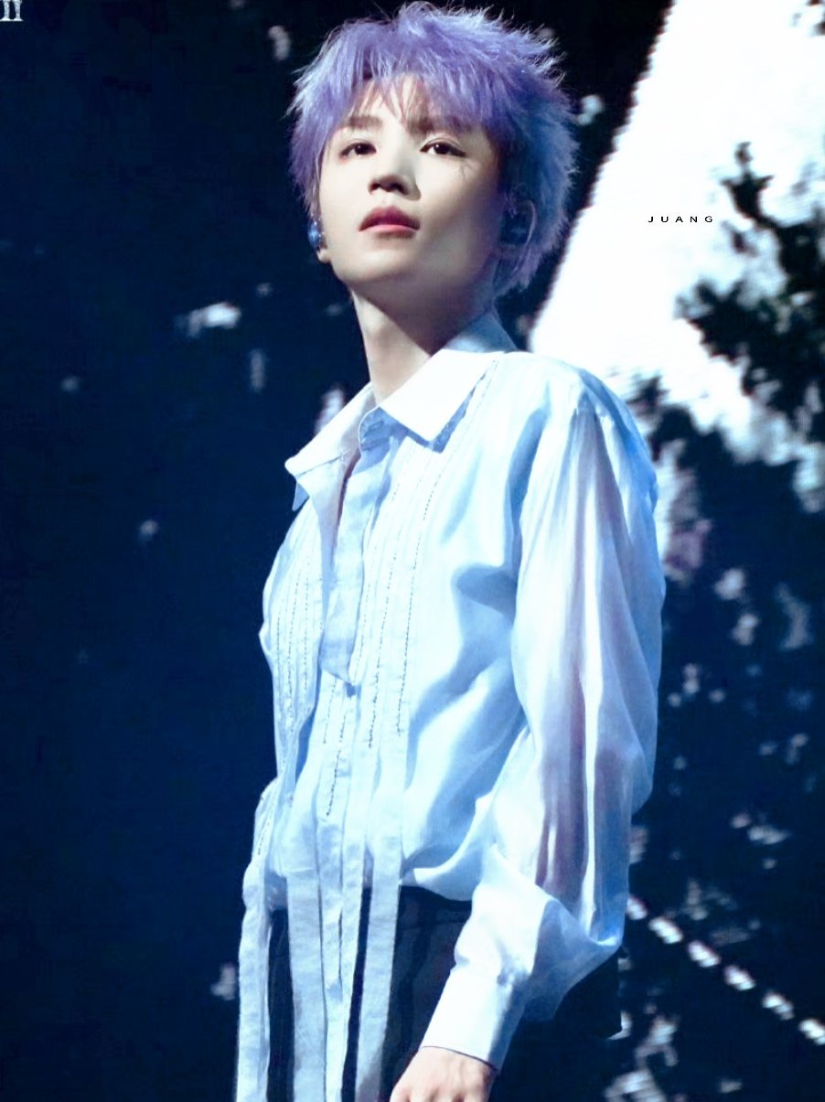 王俊凯[超话]王俊凯演唱会💙王俊凯当潮汐漫溢巡回演唱会 ​  ​​​