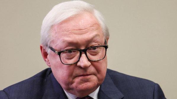 当地时间12月16日，俄罗斯外交部副部长里亚布科夫公开表态，把俄罗斯在乌克兰问题