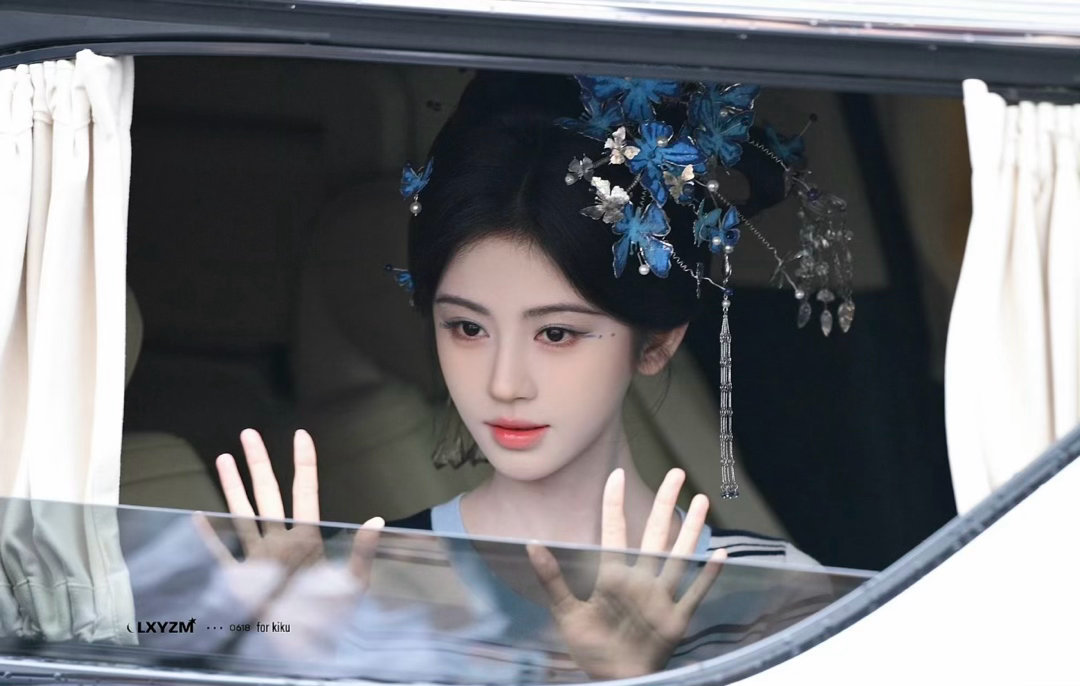 鞠婧祎蝴蝶妖姬万花世界新路透一眼沦陷，美人配蝶，画面感绝了