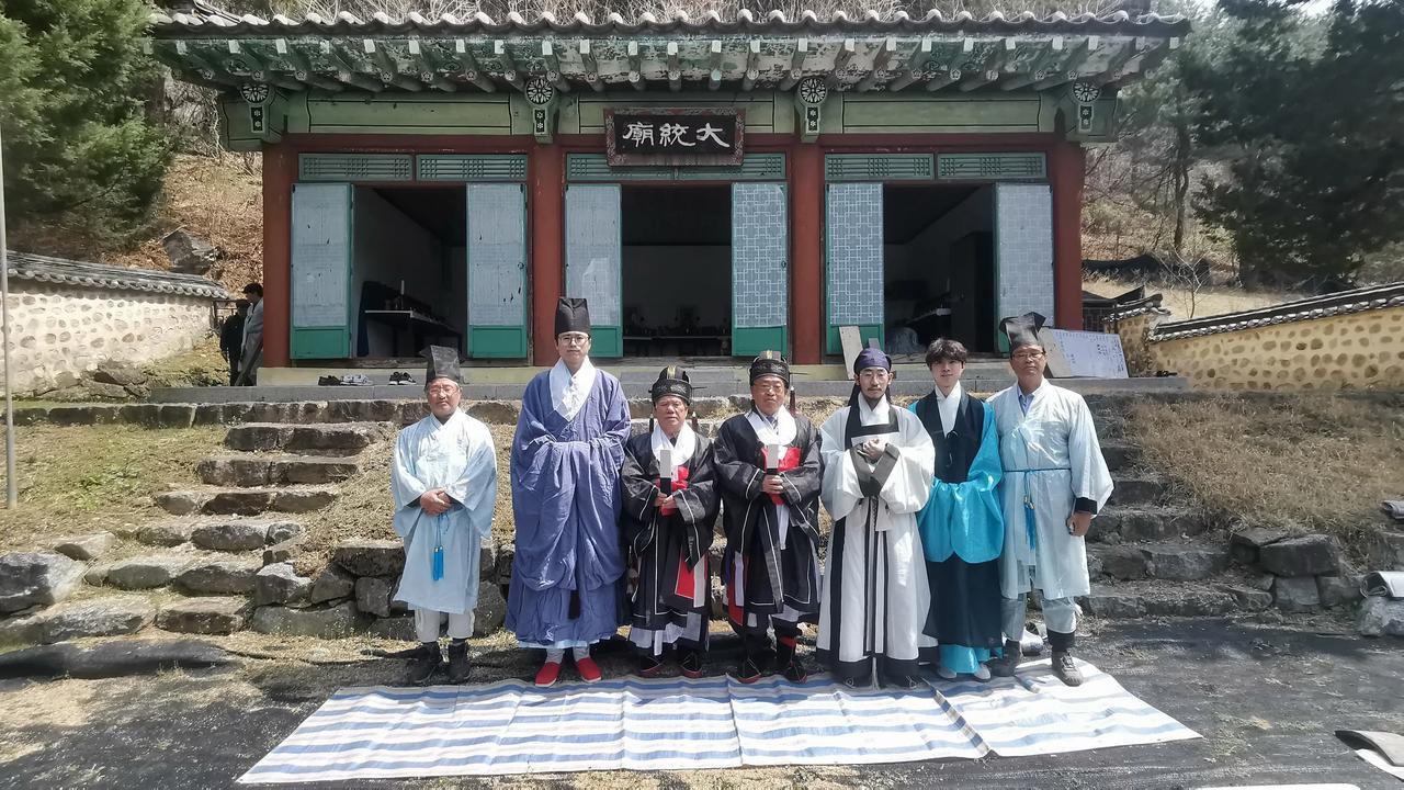 三月初九，韩国人使用明永历年号，祭祀明朝皇帝？看看是你心里的朱元璋画像吗？韩国大