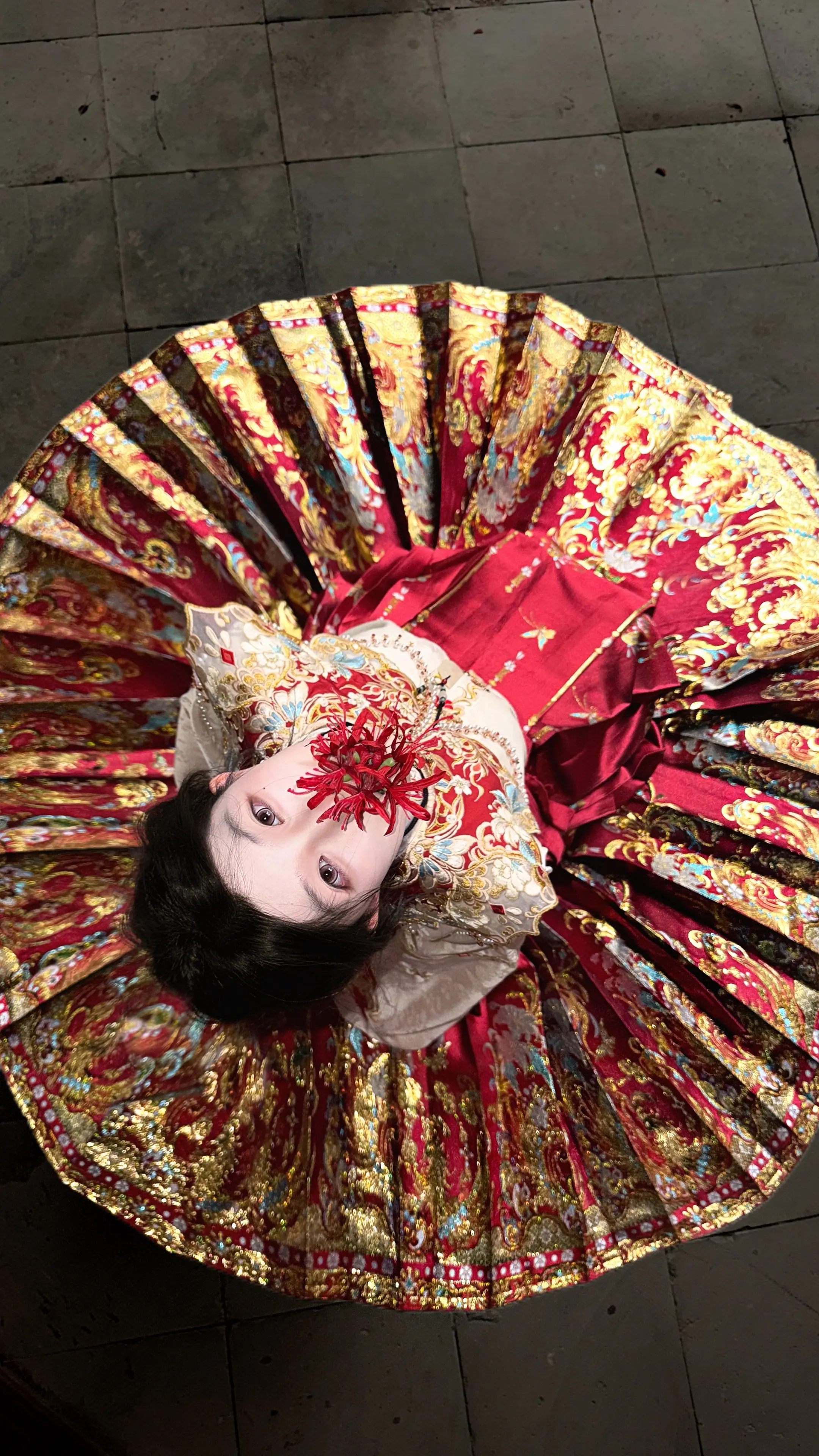 回复  鸿蒙生两仪 恨为爱之极