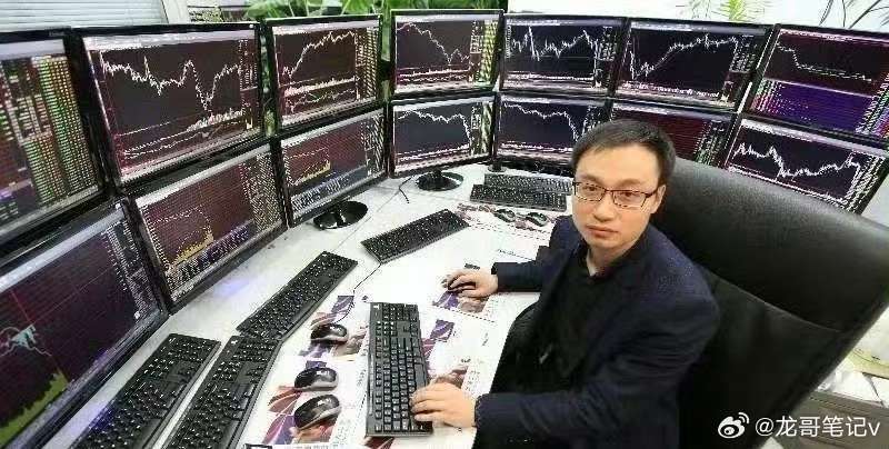 成交量持续收缩，A股观望氛围愈发浓厚今日两市成交量相较前几日明显萎缩，市场交投活