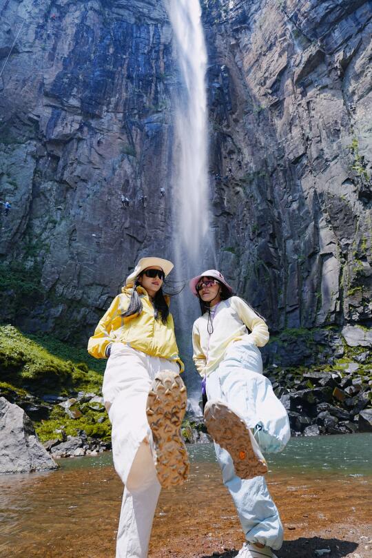 宁波爬山徒步｜徐凫岩瀑布玩水，快乐打野！