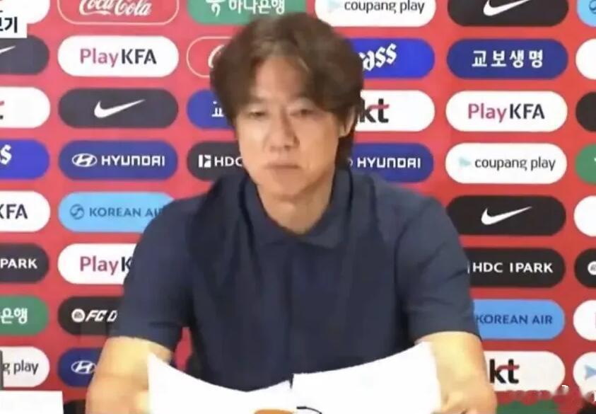 我没看错吧？韩国政府要对韩国队世界杯出局追责，这不就成了政治干预体育了吗？李在明