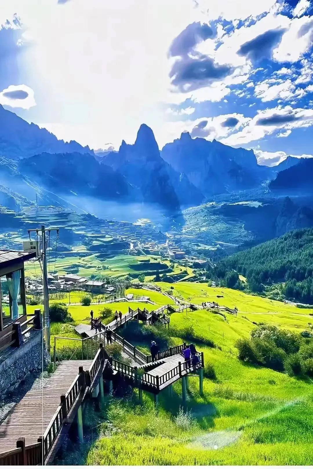 一个人活着的时候，没几个人会在意他。他死了以后，也不会有几个人记得。所以，必须记