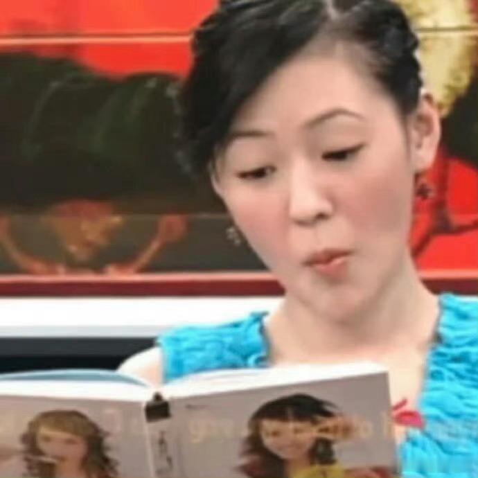 从今天开盘之后的走势来看，成交额没有进一步的缩量，开盘半小时放量了一千亿，这就意