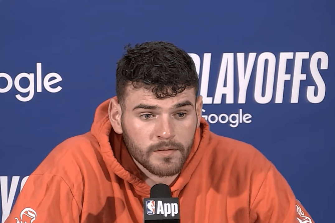 克林根：斯普利特深受球员爱戴，他从不对我们放松要求