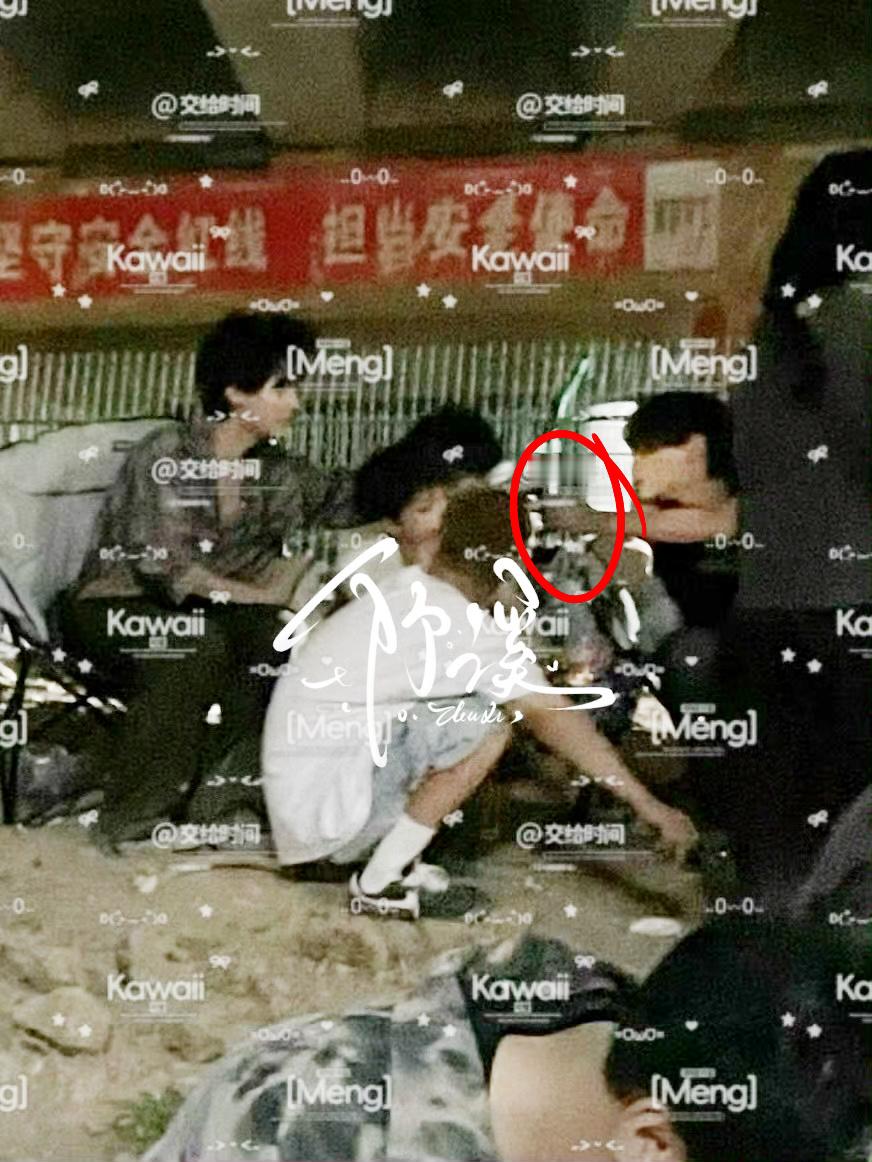 哥哥喂我喝水水૮ ˙Ⱉ˙ ა 