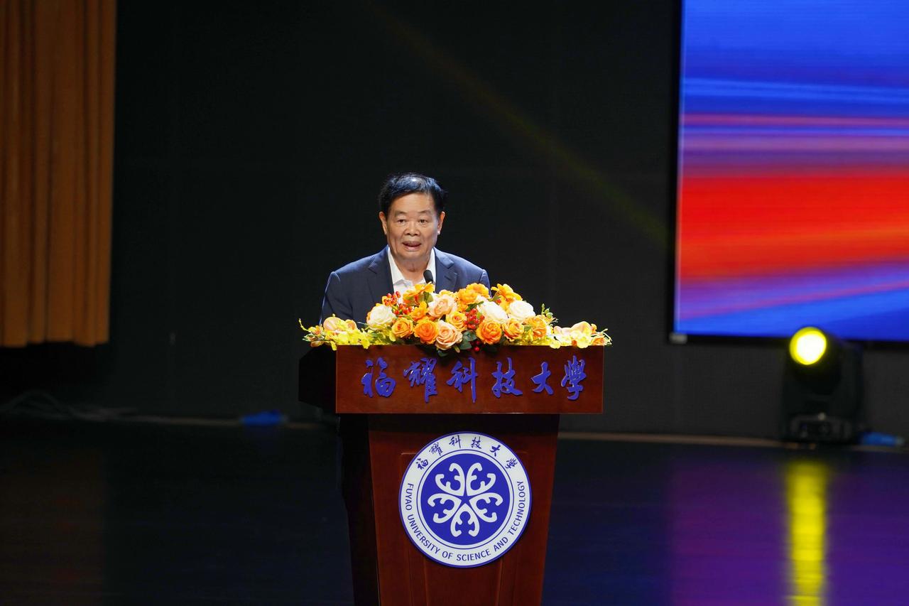 曹德旺：在创办福耀科技大学之前，我已经在扶贫、救灾、教育、医疗等领域累计捐赠超过