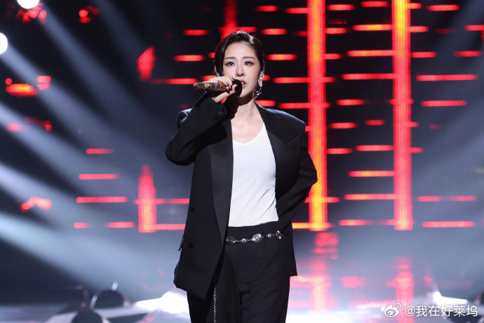 网传张碧晨唱如果声音不记得歌手2026手握自由选曲不用被动分配曲目，她眼底那点小