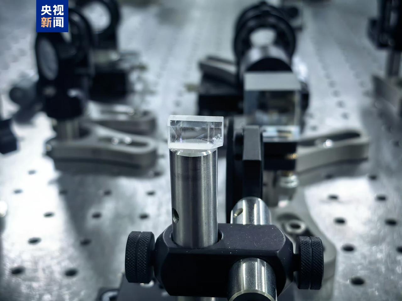 太牛了！中国新晶体刷新3项世界纪录，十年攻关打破国际垄断
 
中国科研再传捷报！