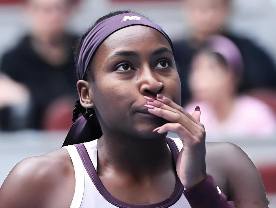 虽然高芙输了！但是高芙的发球教练没有输！三盘比赛高芙只有4个双误！有效果！wta