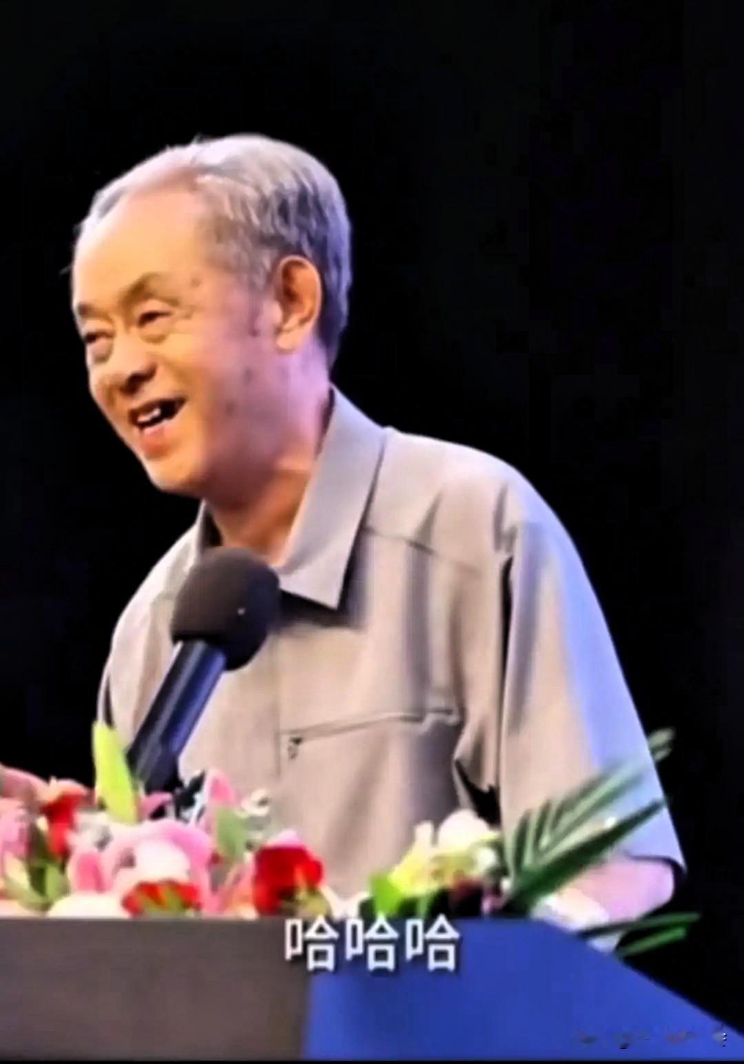 看到徐湖平被判三年
我好奇查了一下他的履历
不查不知道，一查果然不简单。原来他只