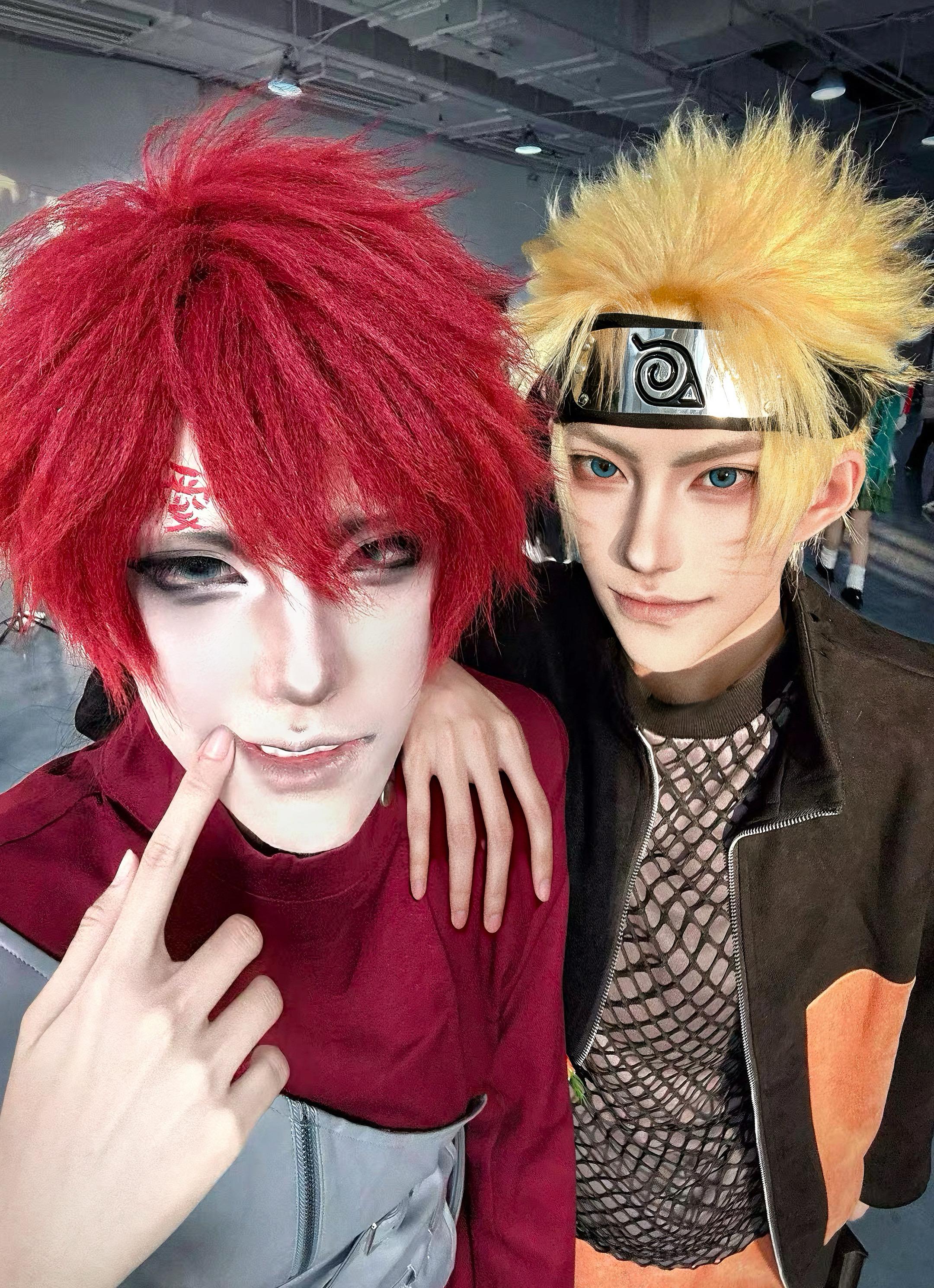 帅不帅。我爱罗