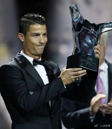 【皇马获评2014欧洲最佳俱乐部】9月10日，据《马卡报》报道，欧洲足球俱乐部协