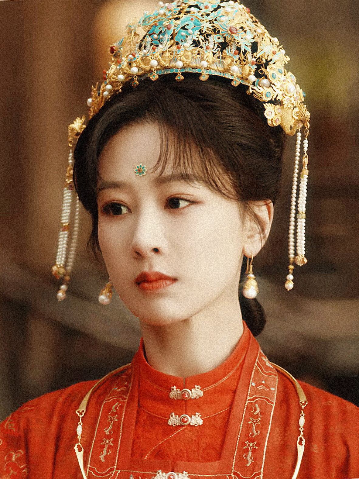 杨紫白玉兰视后恭喜杨紫斩获白玉兰视后！从《香蜜沉沉烬如霜》里灵动虐心的锦觅，到《