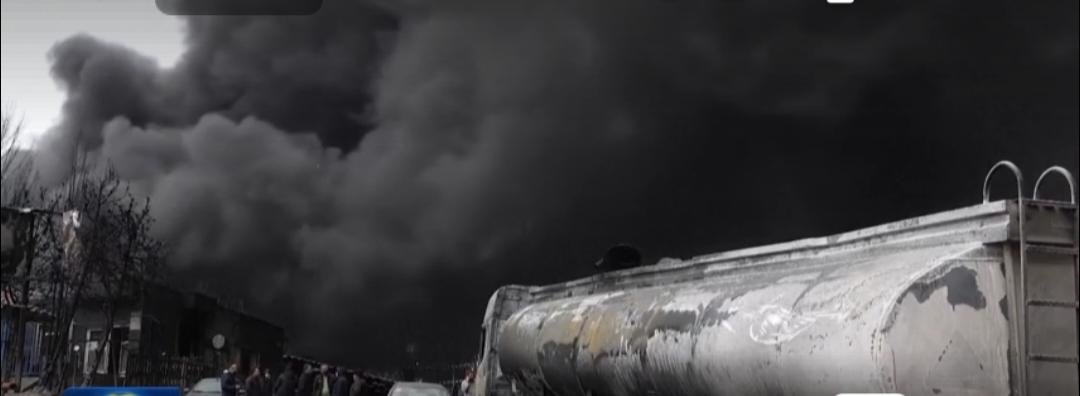 中东局势突发剧变，伊朗更换最高领袖，国际油价瞬间暴涨，一度冲破每桶111美元，涨