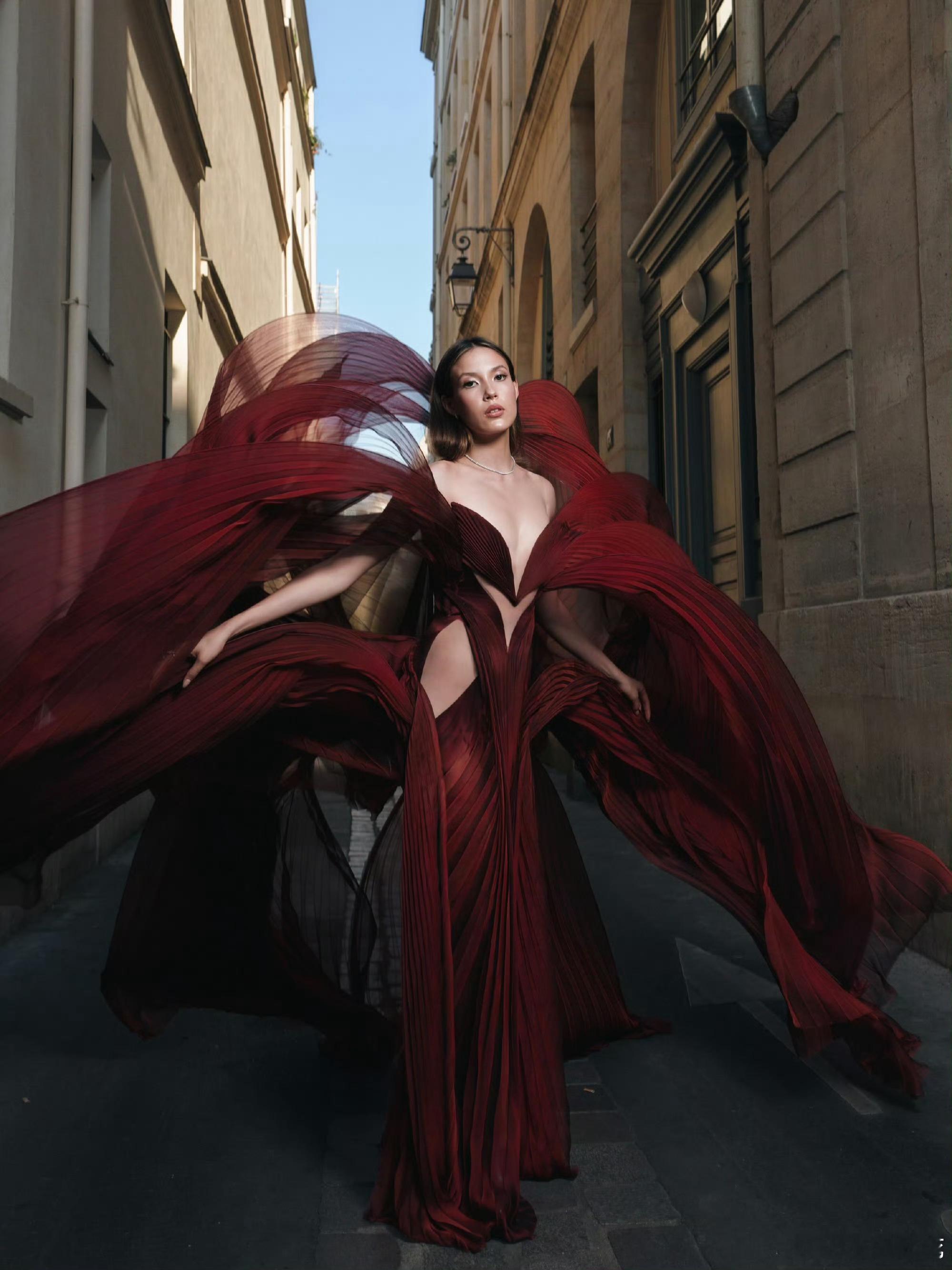 谷爱凌 × Iris van Herpen F/W 2026 Haute Cou