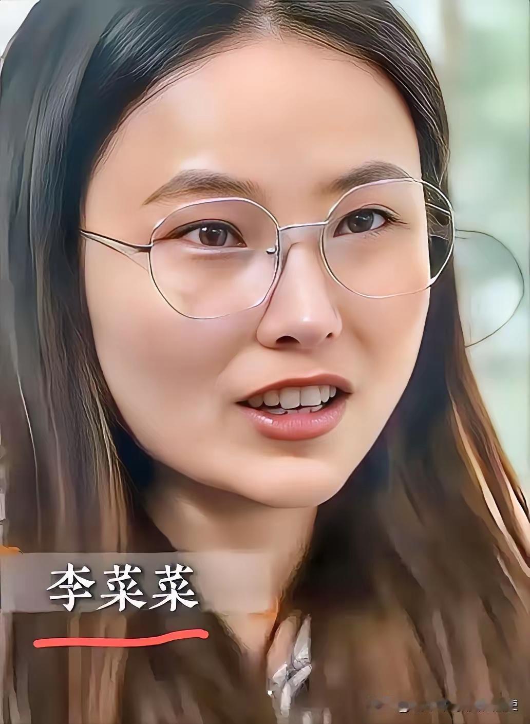 95后女孩逆天改命：当全世界都放弃你，请记得自己救自己！

诸位朋友，今儿咱们说