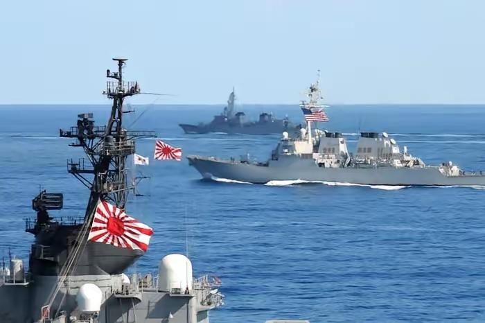 中美日之间，其实现在已经基本上算是明牌了，美国的收缩战略，总体上已经是处于执行阶