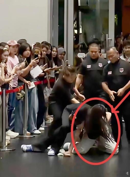 泰国国家旅游局发文致歉泰国GMM员工暴力对待中国粉丝今天（7月28日），发布关于