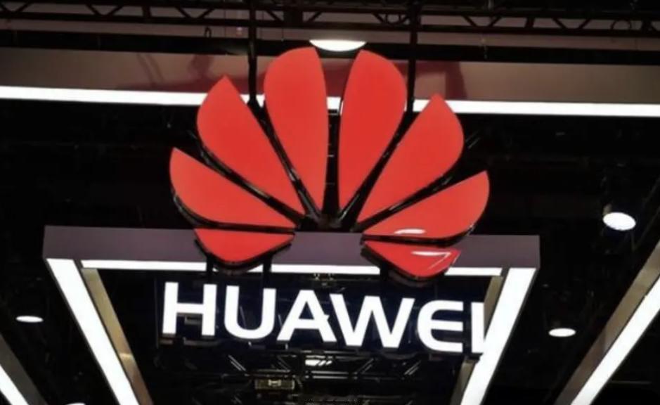 乖乖交钱就对了！

六年前，美国把华为往死里整，六年后，美国公司排着队给华为交钱