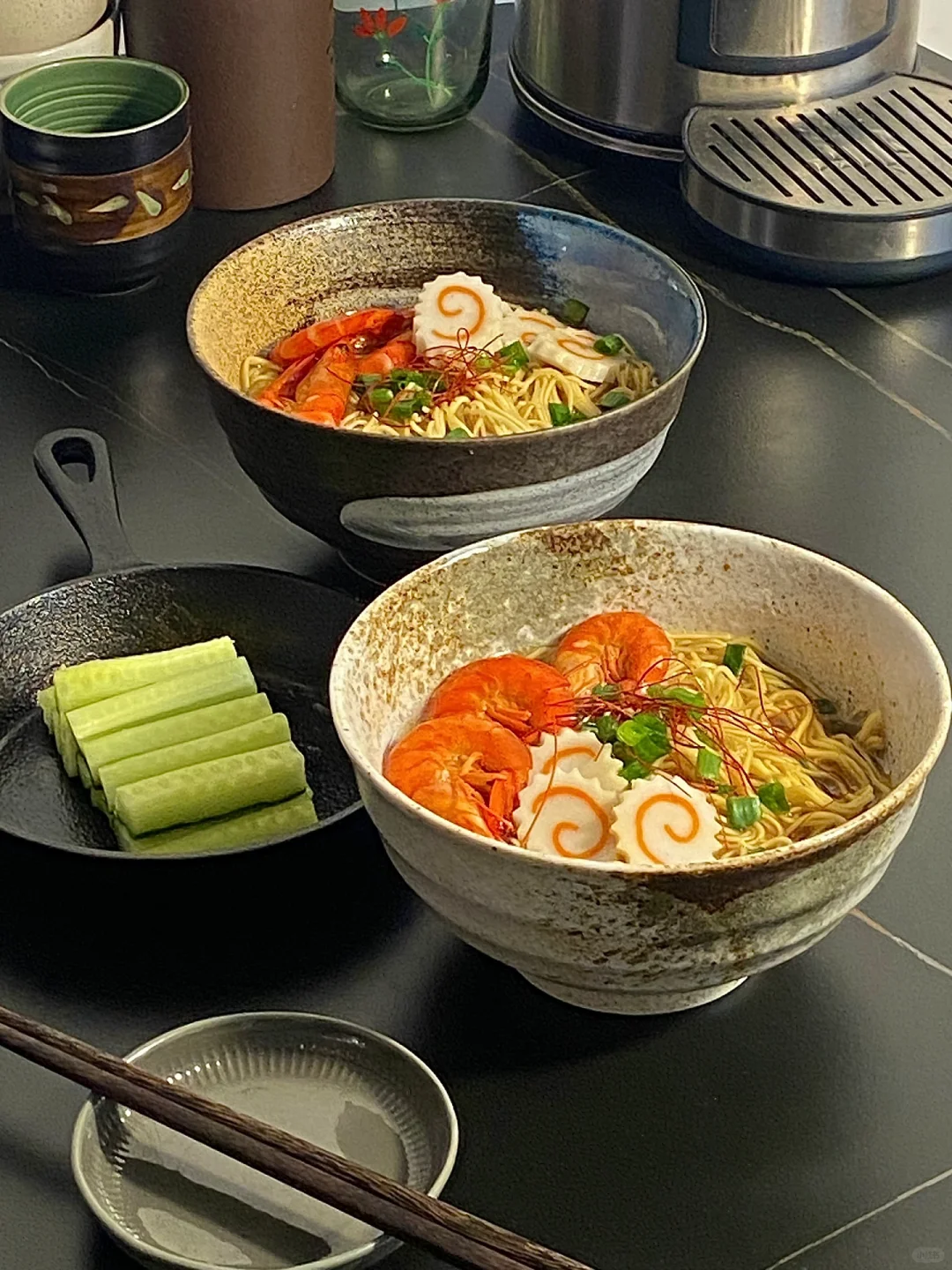 一碗鲜虾鱼板竹升面🥢