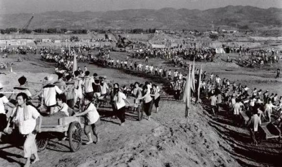 1958年，留在朝鲜援建的10万大军神秘消失，美国特务找了两年都无果，我国找了两