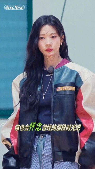 张紫宁你也会怀念那个夏天吧 那年不用计算时间，不用顾虑太多，只有对未来的满心雀跃