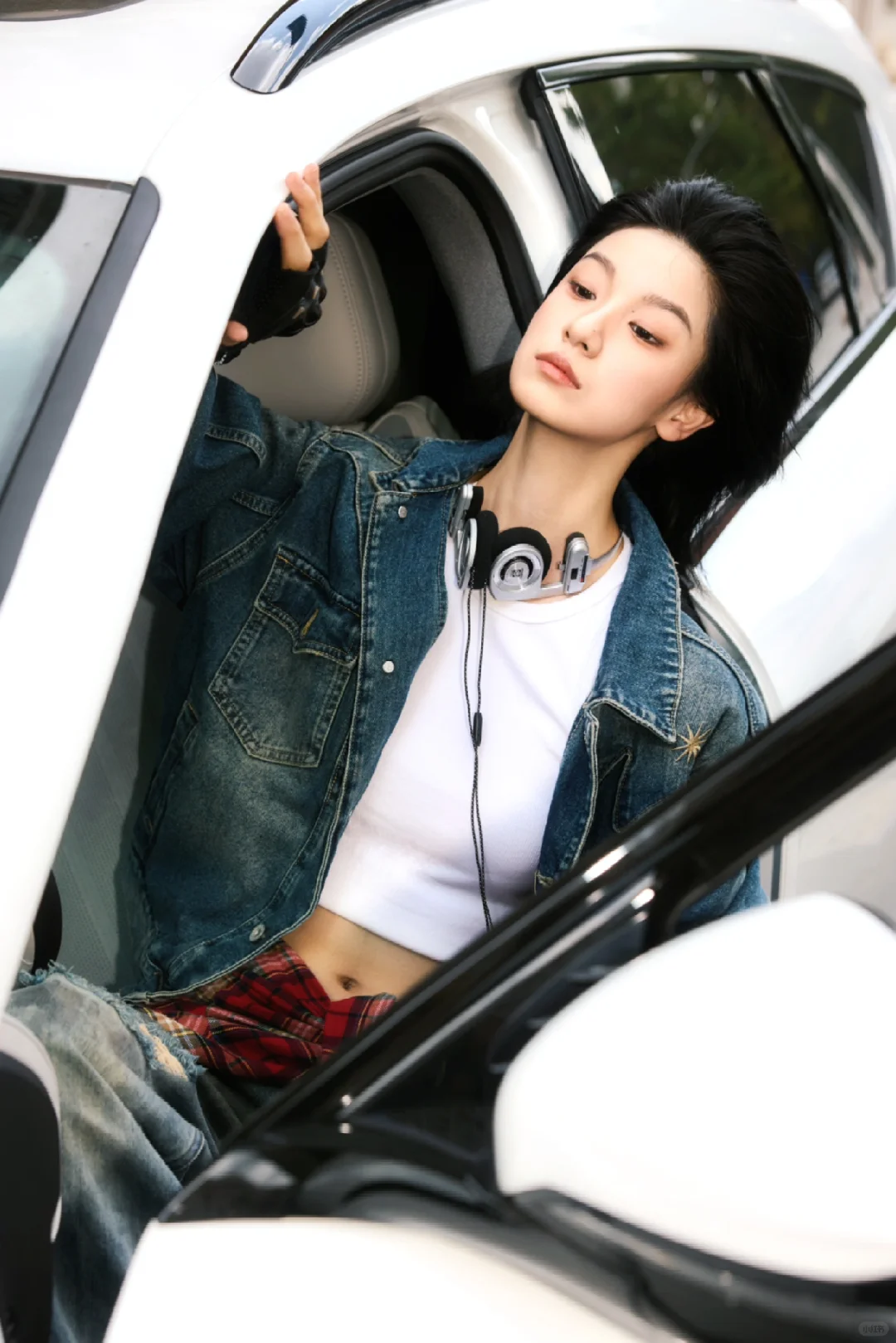 “到点该接姐姐下班了”