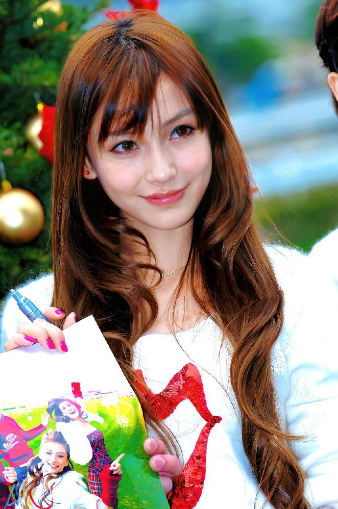 【Angelababy】女神来给你送圣诞祝福咯🍎🎄🦌🛷🍷 