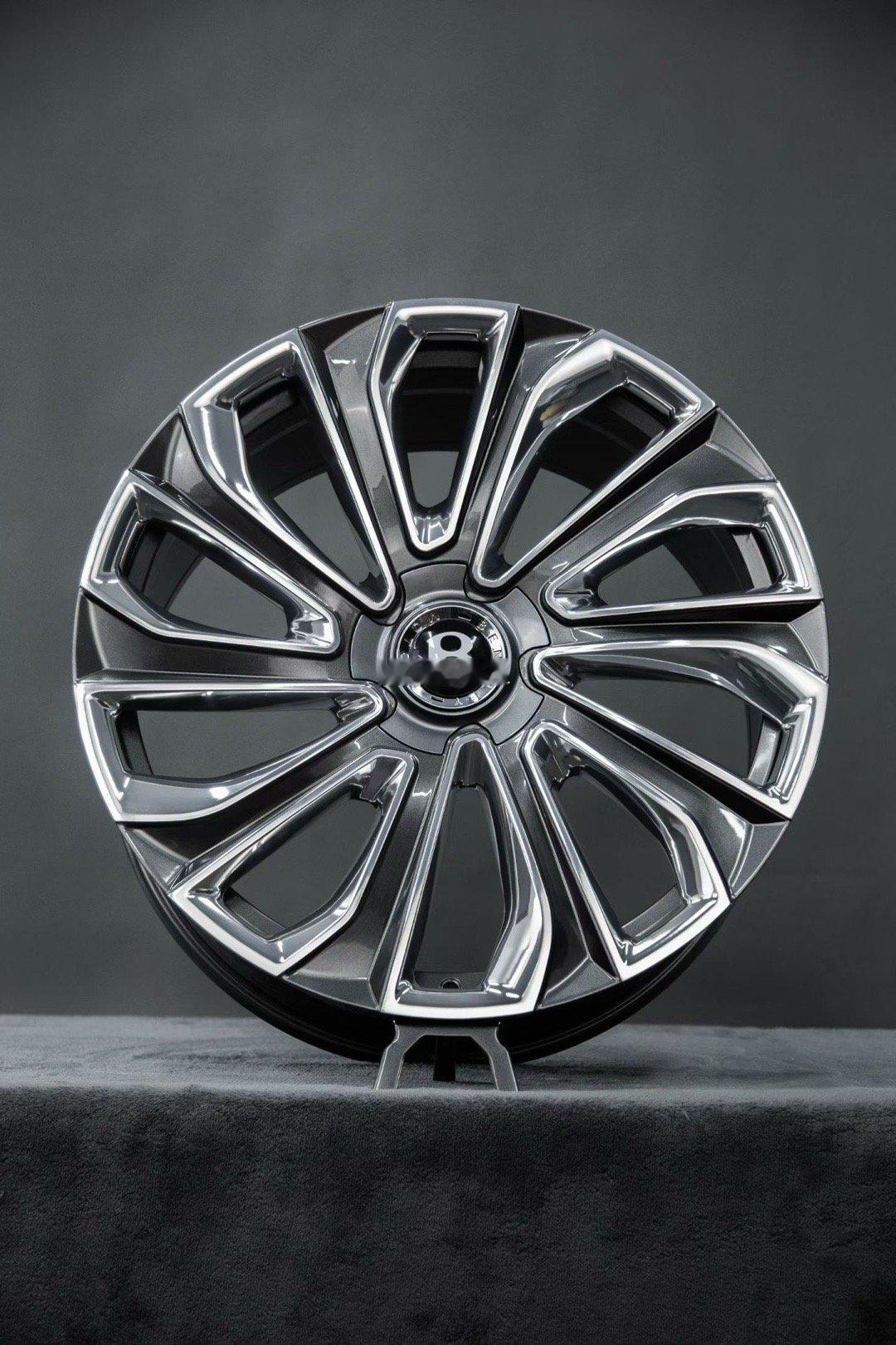 大B 哥，宾利添越，安排出货TLFW 𝐅𝐎𝐑𝐆𝐄𝐃  继续接单个性化