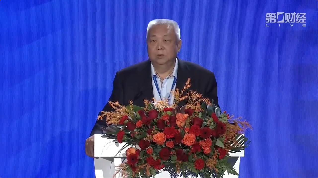 1月15日，在第18届金麒麟论坛上，中央财经大学金融学院教授、证券期货研究所名誉