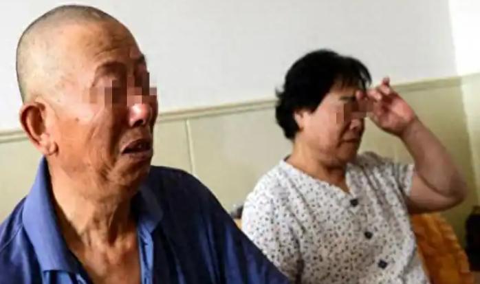 儿媳婚前和公公商量想生二胎，一胎随父姓，二胎随母姓，公公表示没有任何意见。可不料